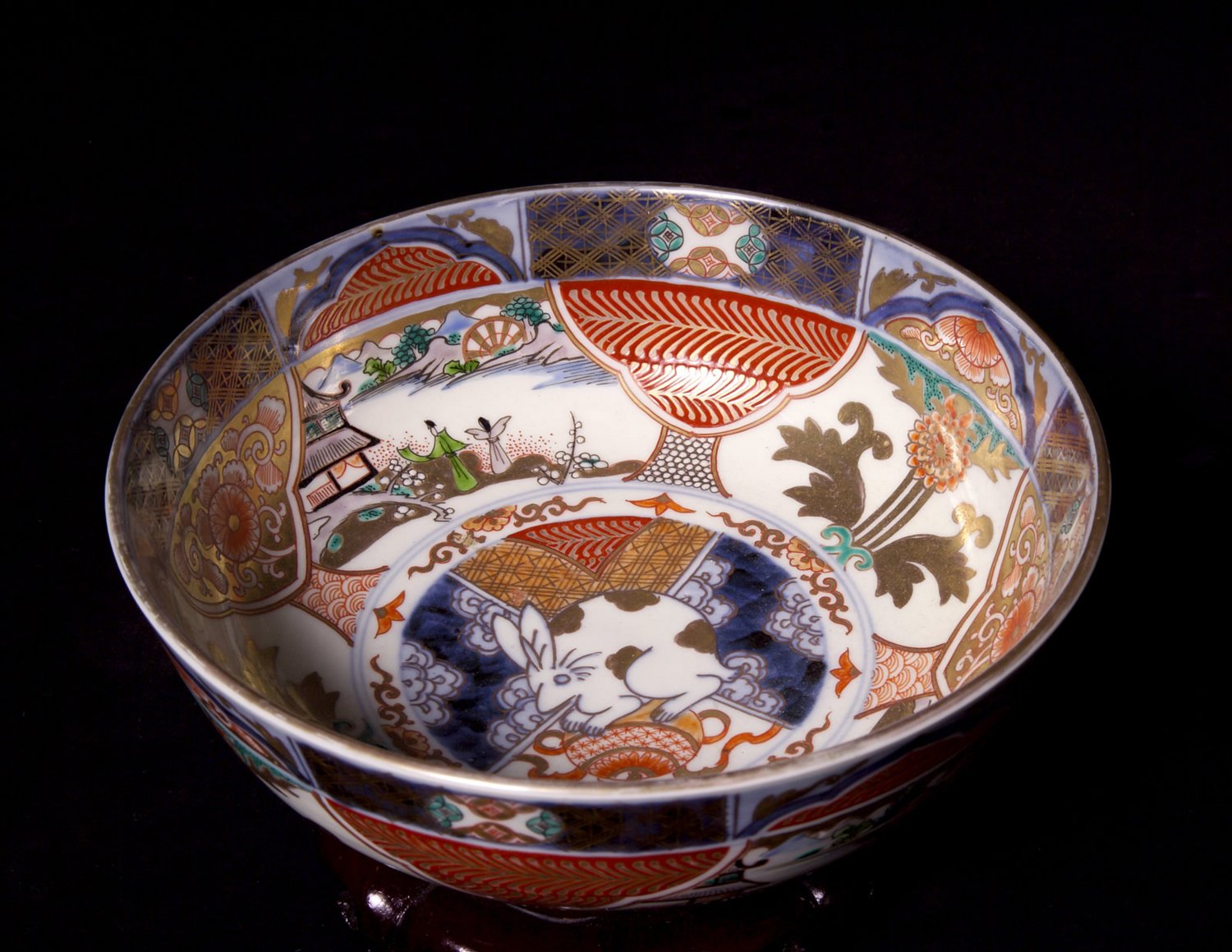 Pair of Japanese Imari Bowls